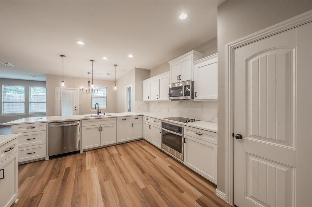 412 Hideaway Rd - Photo 7 of 40