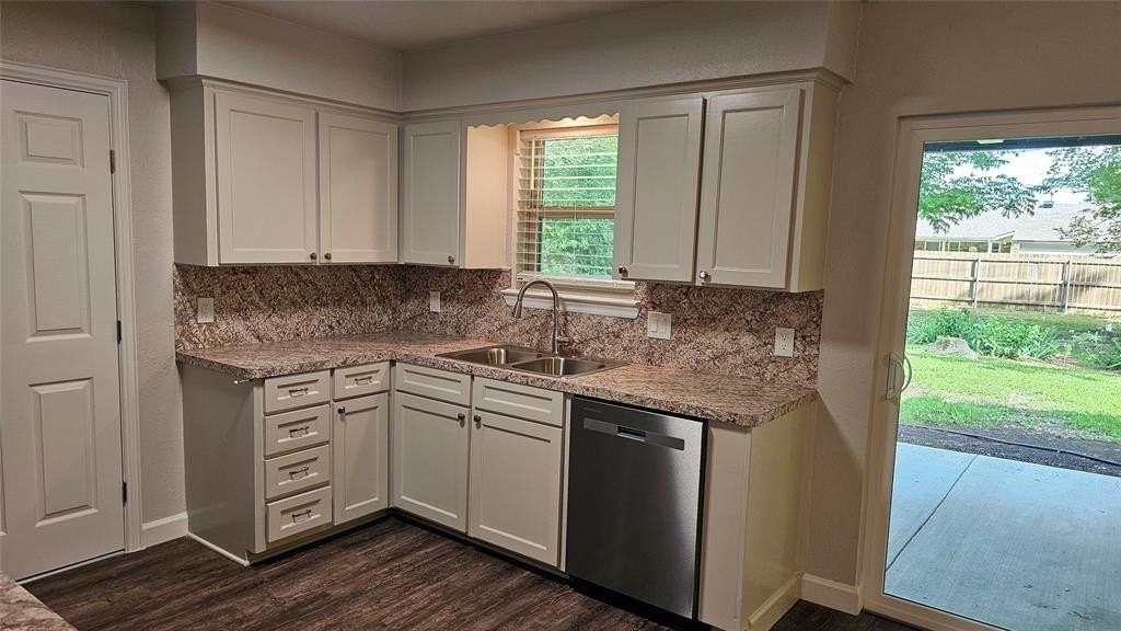 102 Cherokee Ct - Photo 6 of 18