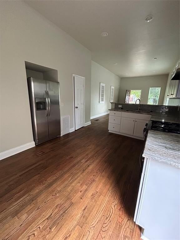 1123 Kings Hwy - Photo 4 of 6