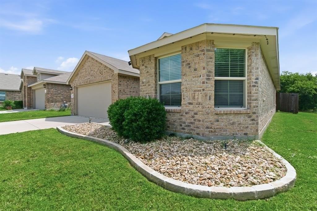 16308 Caledonia Ct - Photo 4 of 38