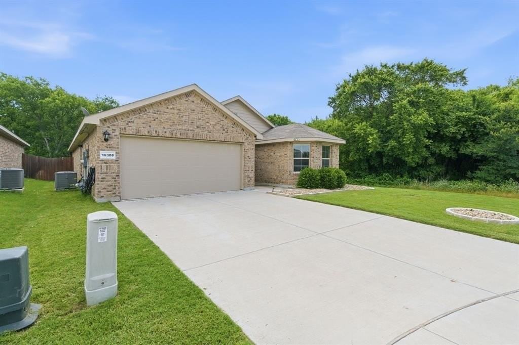 16308 Caledonia Ct - Photo 6 of 38