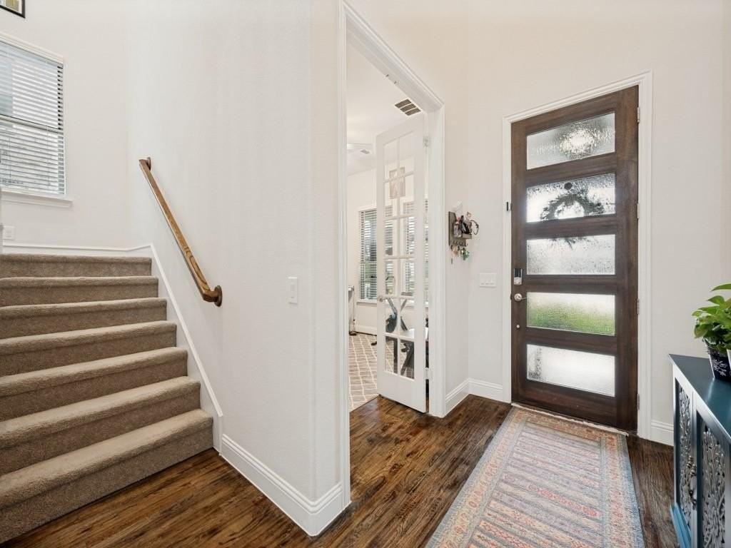 16601 Highland Dr - Photo 2 of 25