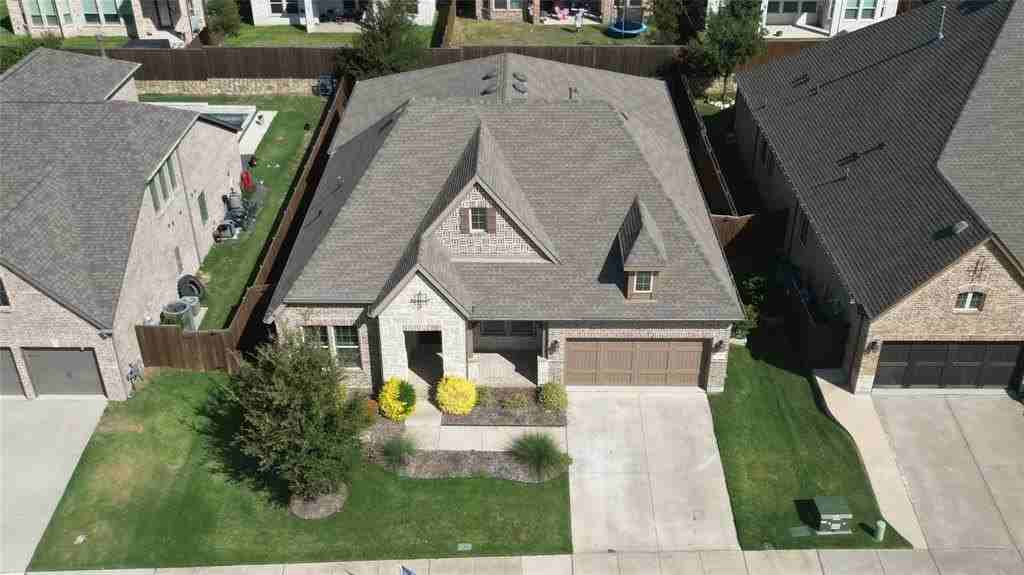 1400 Daisy Corner Dr - Photo 2 of 21