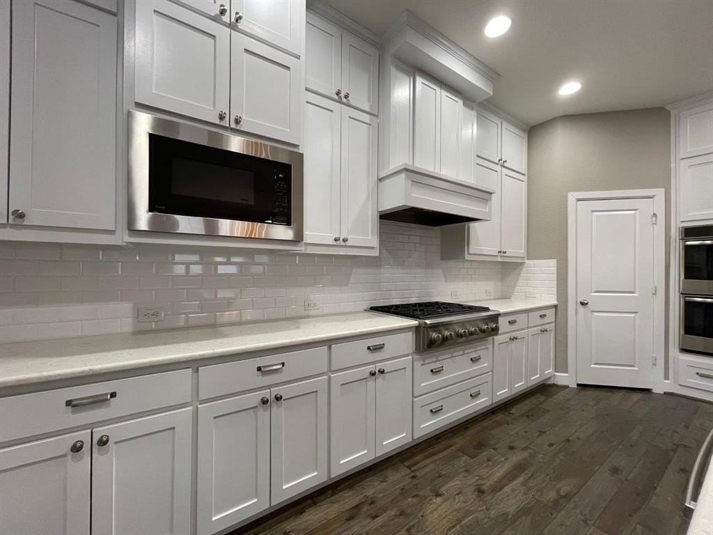 1400 Daisy Corner Dr - Photo 4 of 21