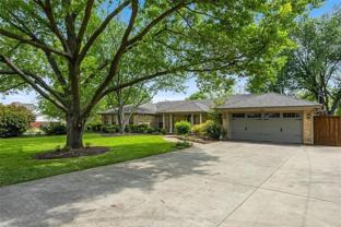 265 E Dove Rd - Photo 1 of 1