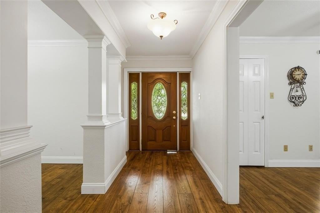 265 E Dove Rd - Photo 4 of 39