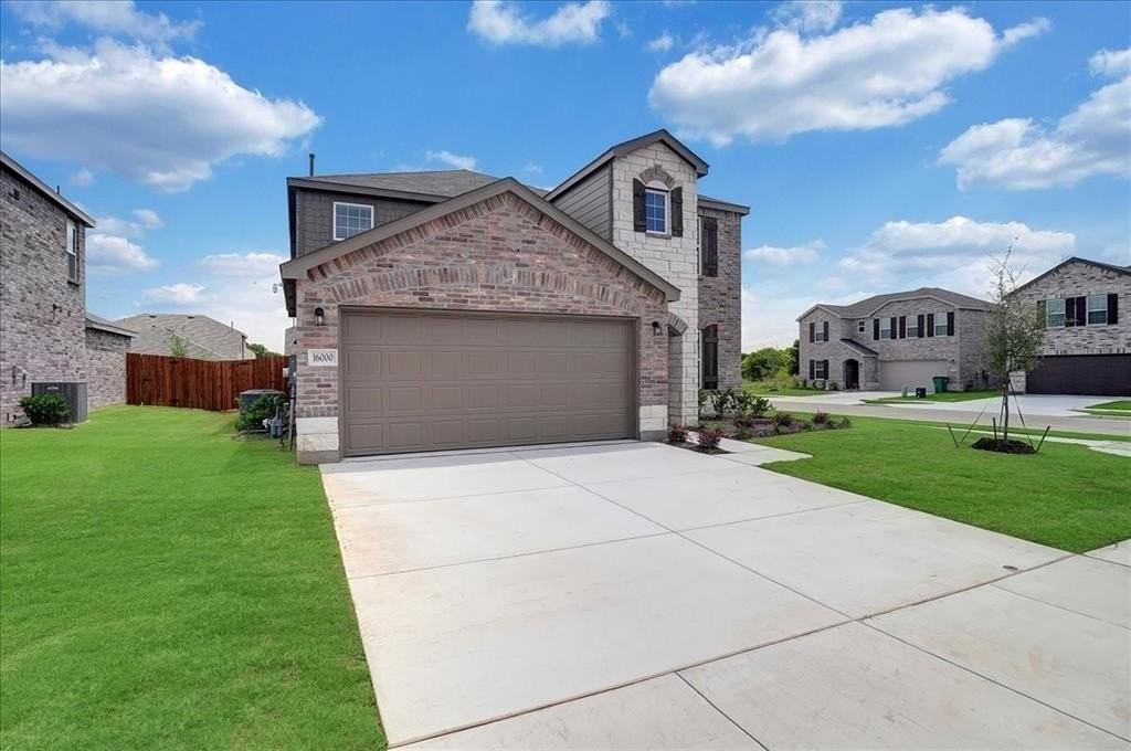 16000 Isles Dr - Photo 2 of 37