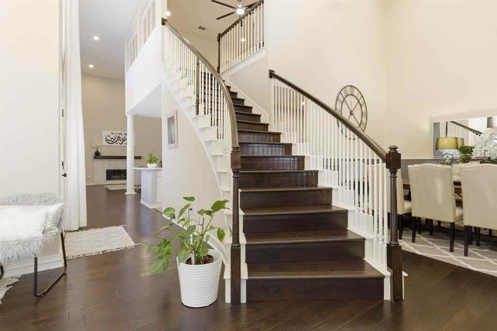 2904 Chalfont Ln - Photo 2 of 27