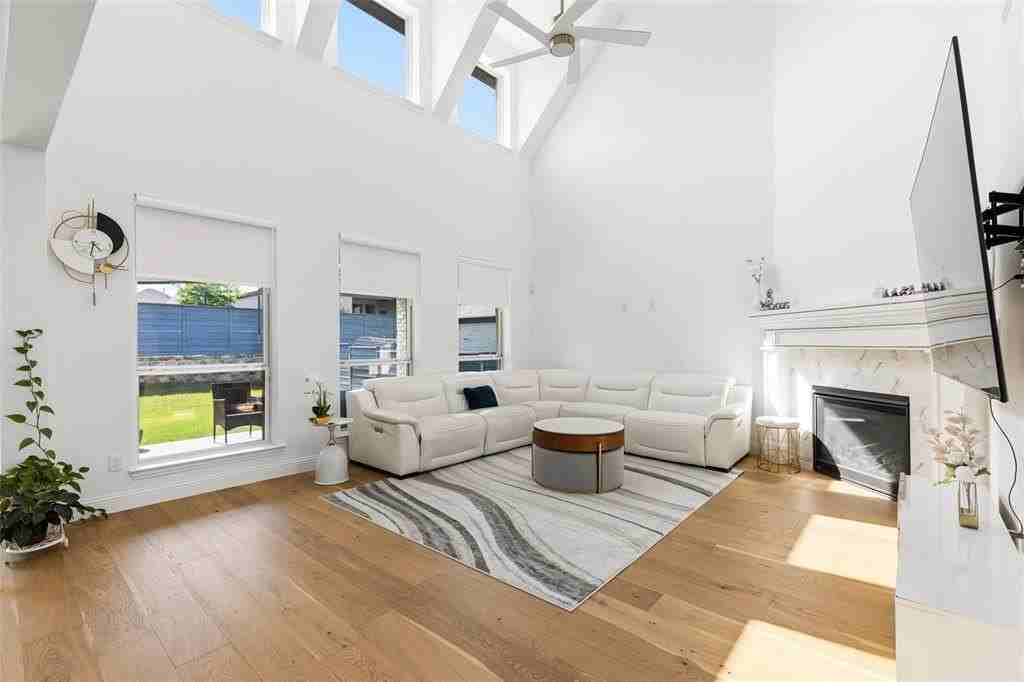 5101 Sailcloth St - Photo 5 of 36