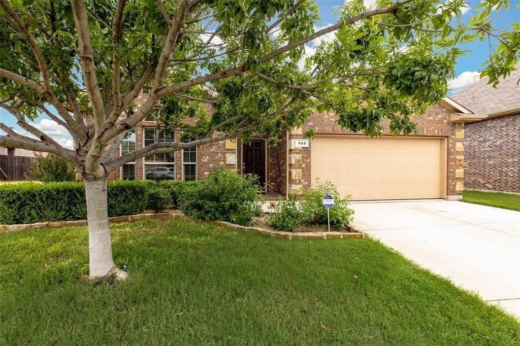 509 Vidalia Ct - Photo 2 of 18