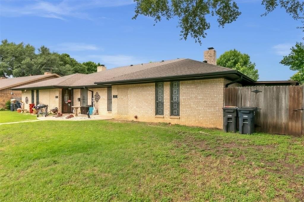 4908 Inverness Ave - Photo 3 of 23