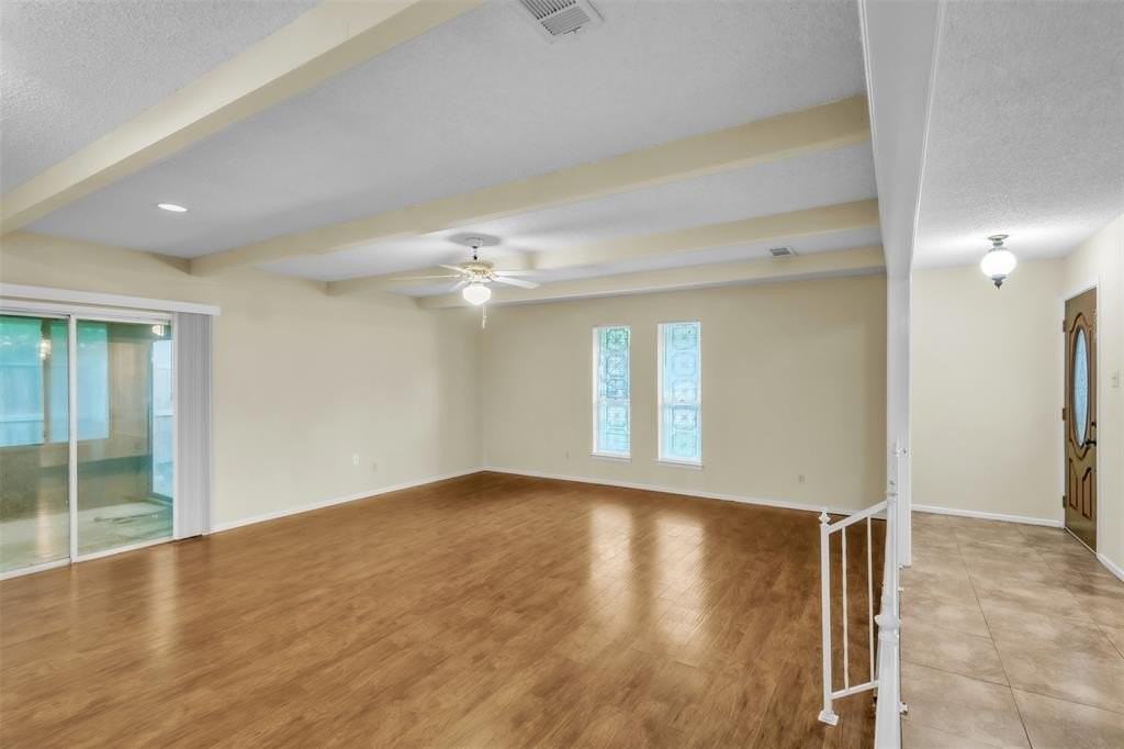 4908 Inverness Ave - Photo 4 of 23
