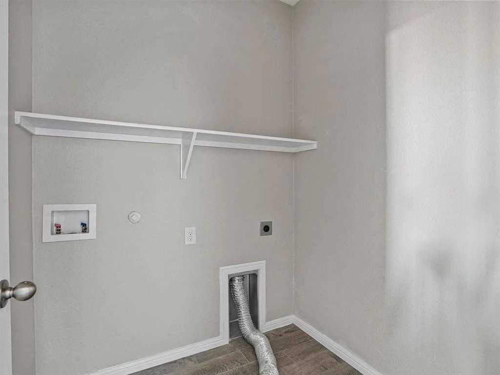 9805 Summerton Dr - Photo 7 of 14