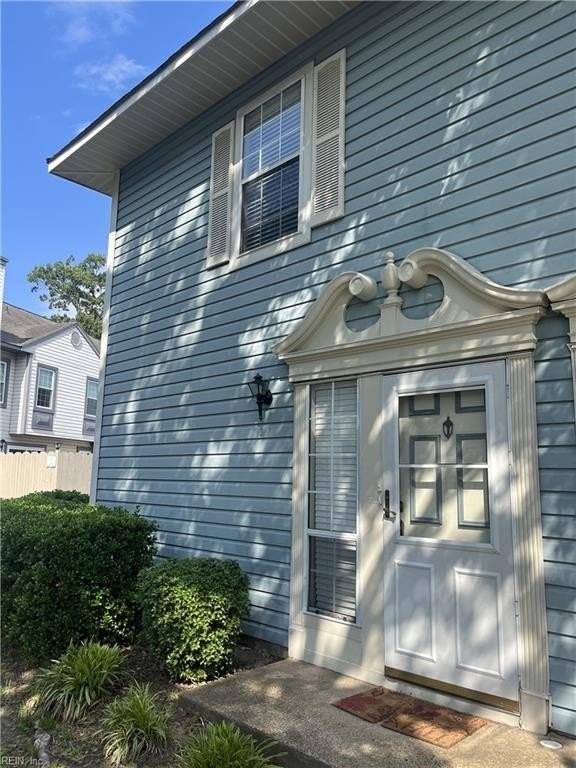 307 Ferdinand Cir - Photo 2 of 25