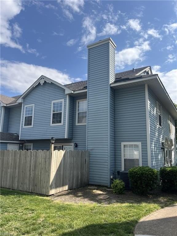 307 Ferdinand Cir - Photo 3 of 25