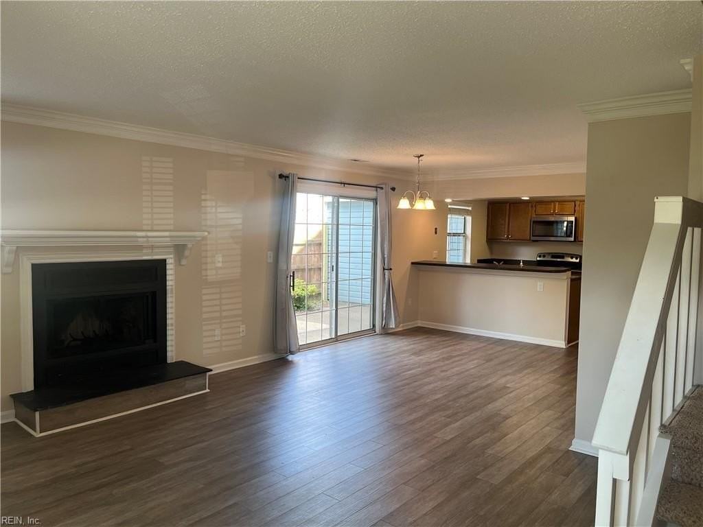 307 Ferdinand Cir - Photo 4 of 25
