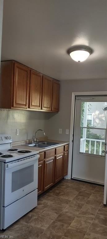 634 72nd St - Photo 4 of 13