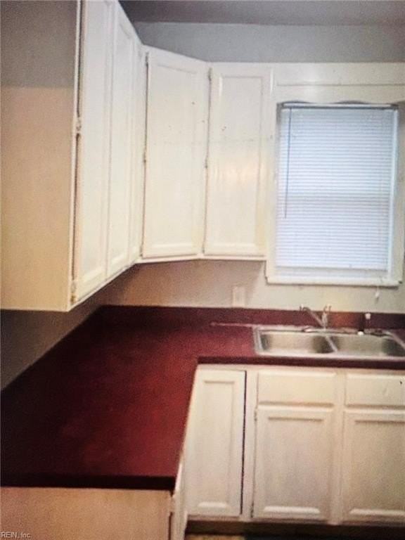 1262 W 40th St - Photo 4 of 7