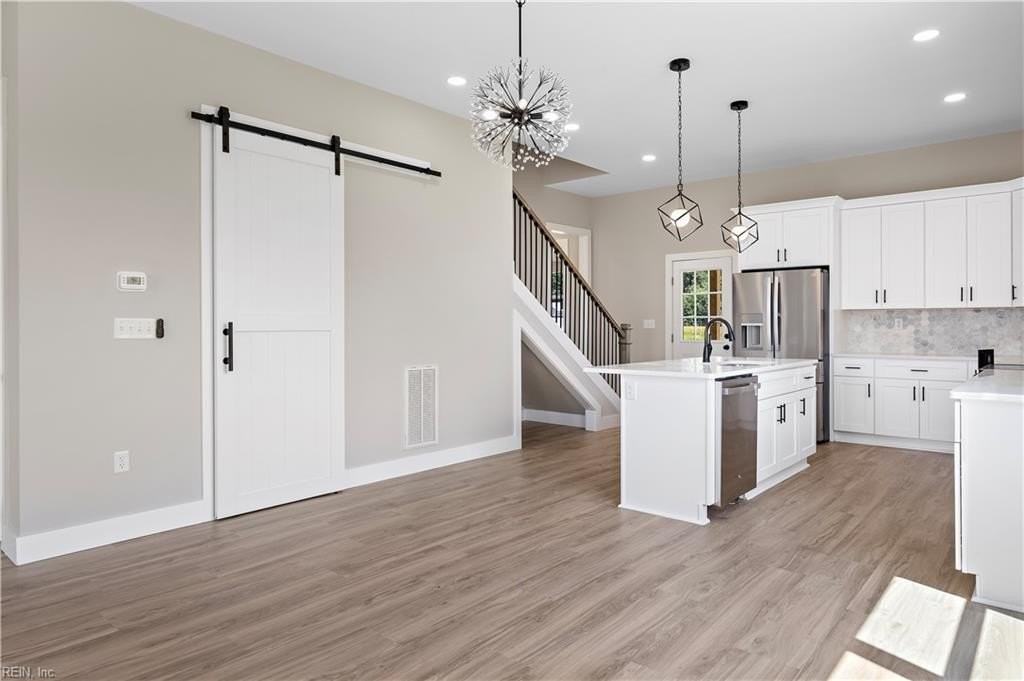 4529 Alliance Rd - Photo 5 of 48