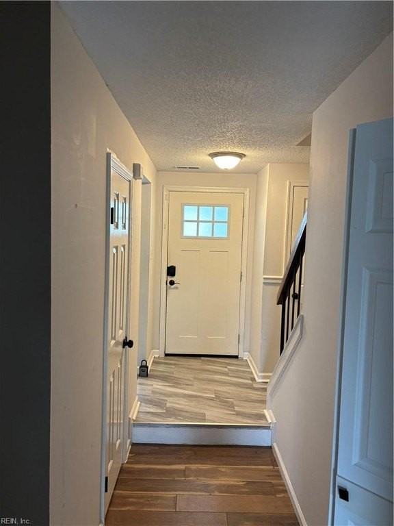 3910 Inverness Rd - Photo 2 of 24