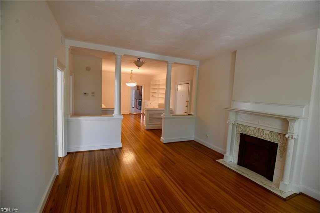 1009 Colonial Ave #3 - Photo 7 of 20