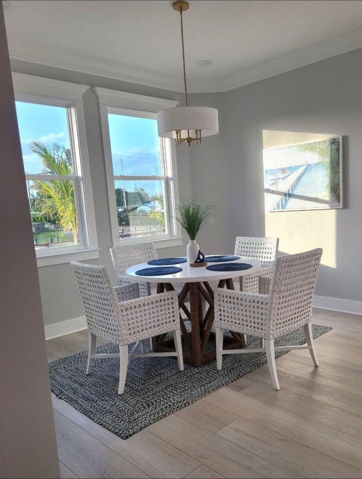 3997 Se Barcelona St - Photo 2 of 10