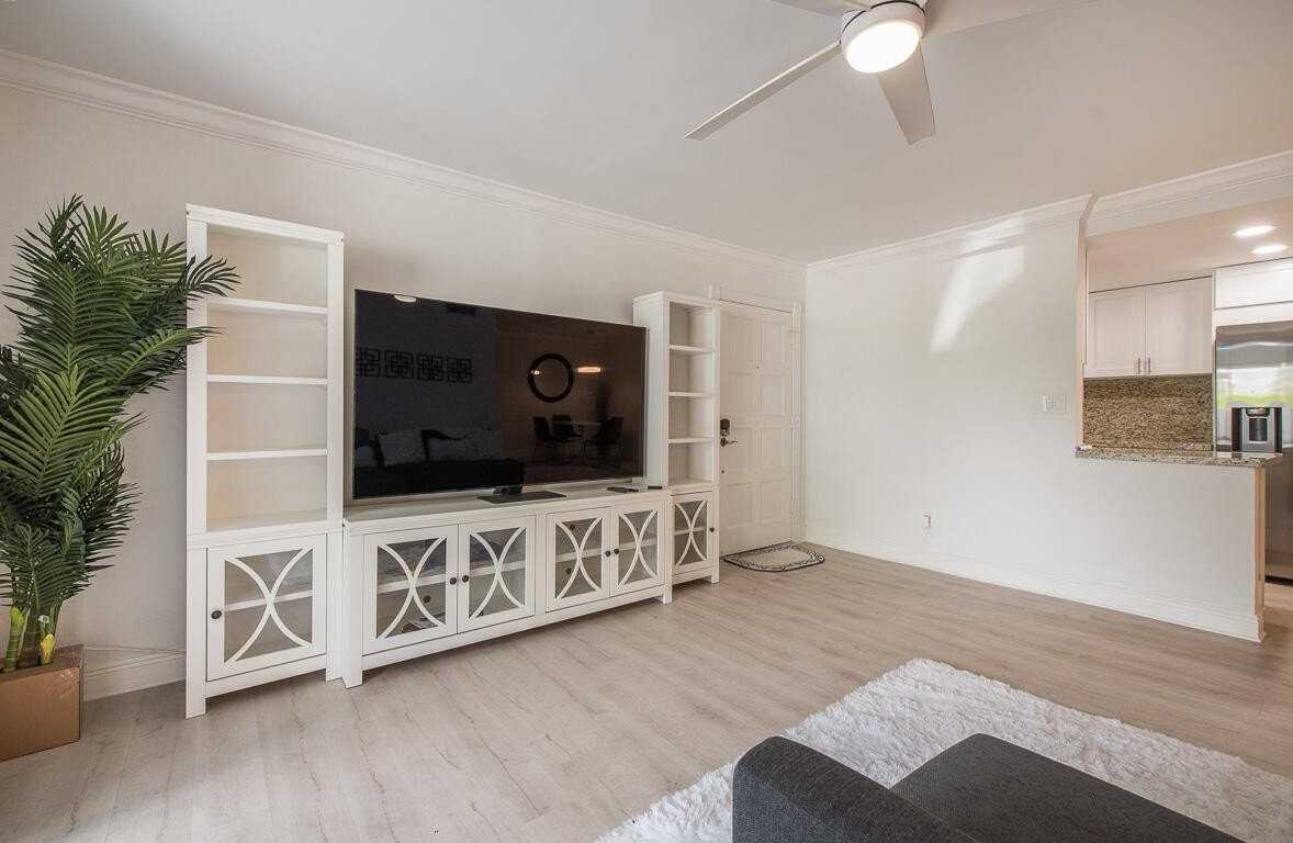 1174 Nw 13th St #132B - Photo 3 of 33