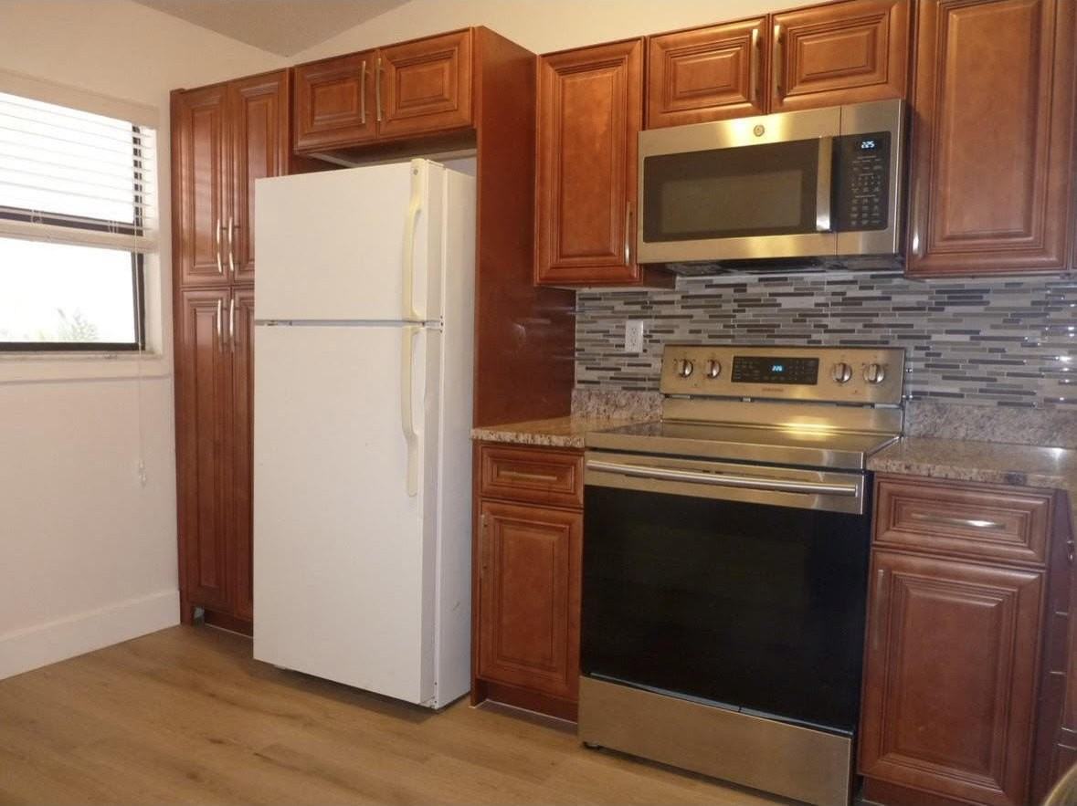 3130 Millwood Ter #2120 - Photo 7 of 15