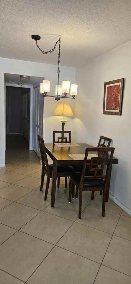 27 Newport B - Photo 3 of 5
