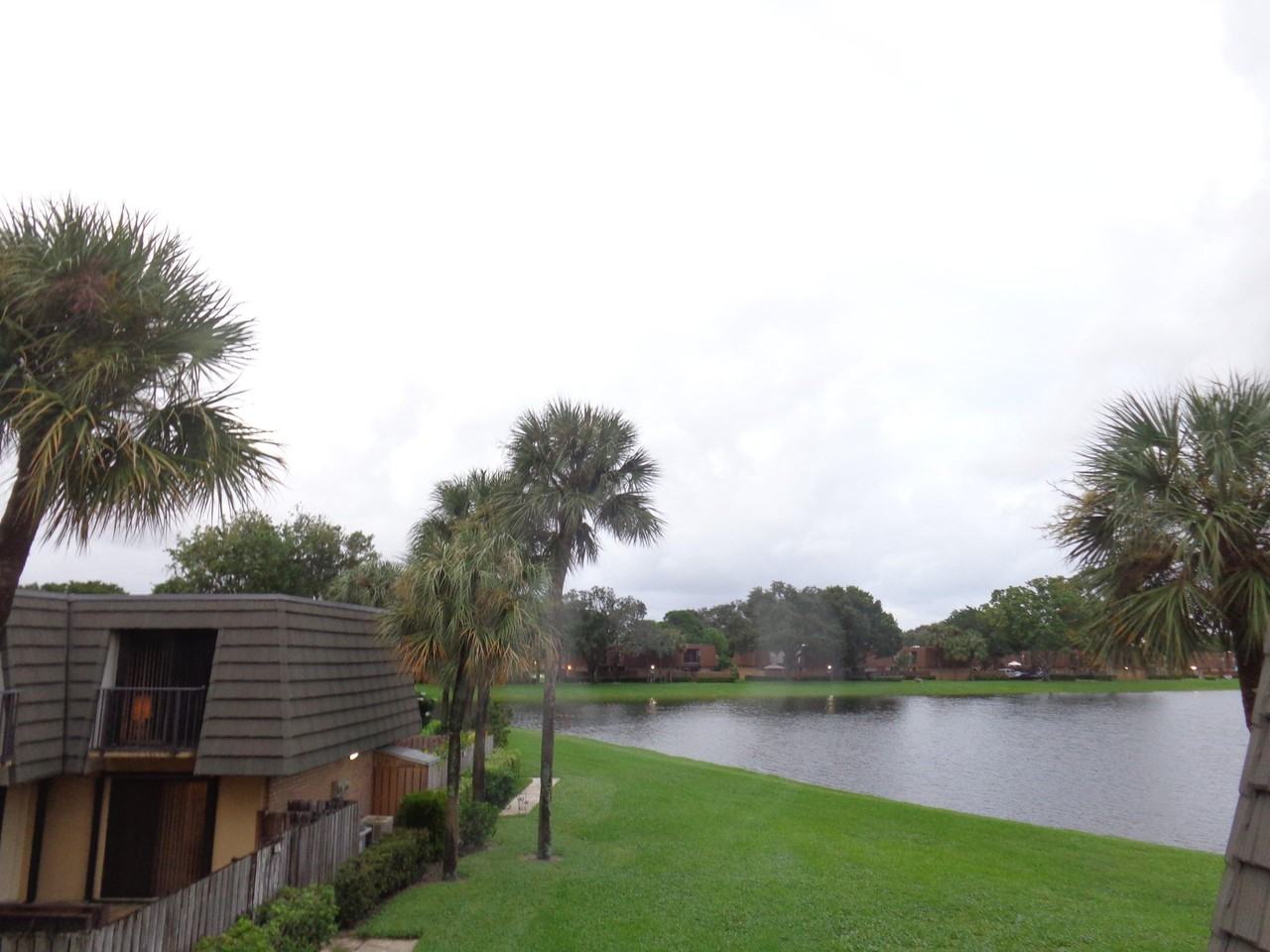 1321 13th Way - Photo 2 of 23