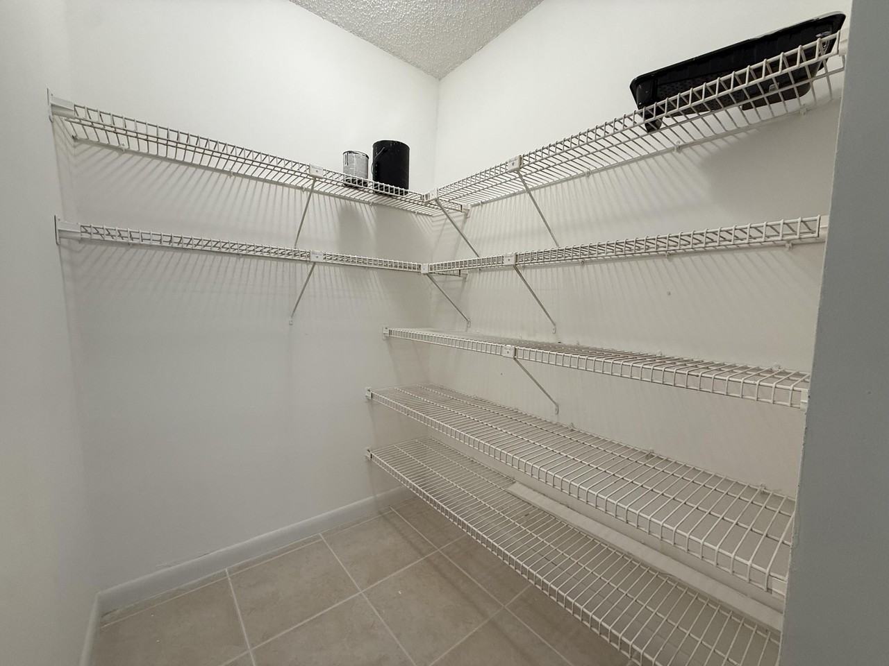 228 Lake Dora Dr - Photo 6 of 29