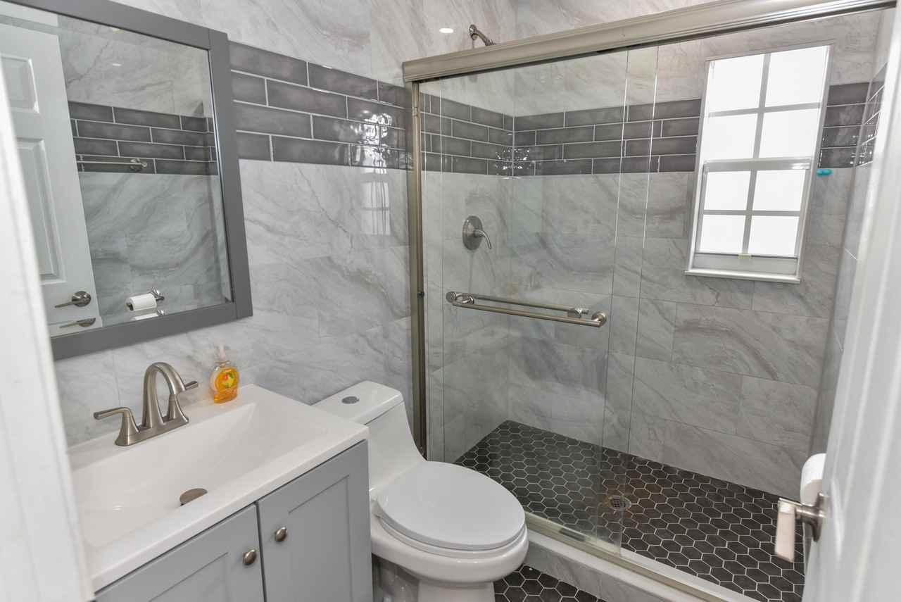 1001 S Federal Hwy #3 - Photo 7 of 17