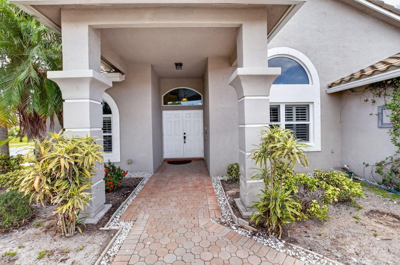 9336 Water Course Way - Photo 3 of 46