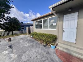 featured image of 2513 Avenue E