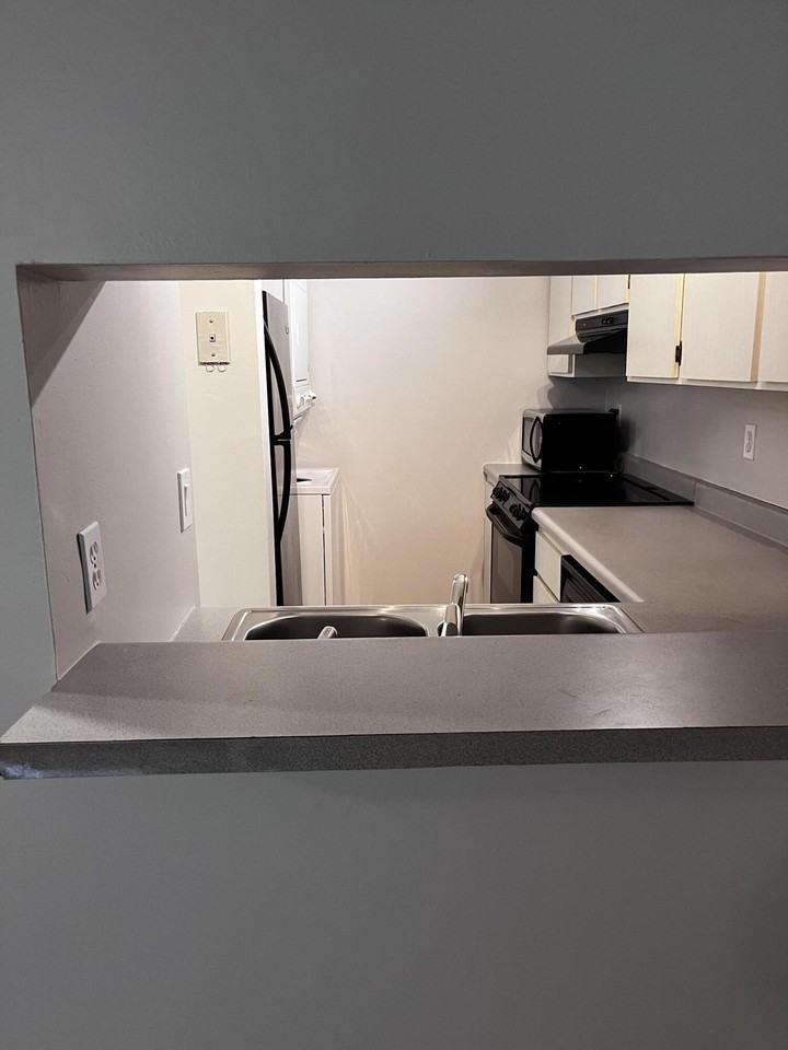 3554 N University Dr #3554 - Photo 4 of 24