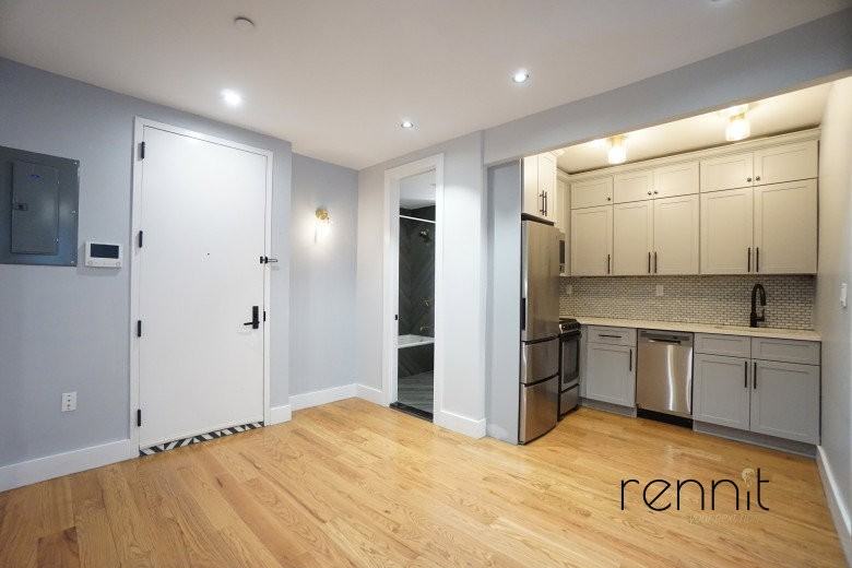 1160 Rogers Ave #3R - Photo 2 of 8