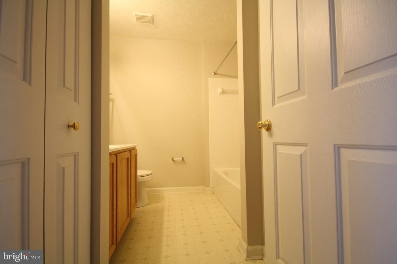2718 Thornbrook Ct - Photo 7 of 14