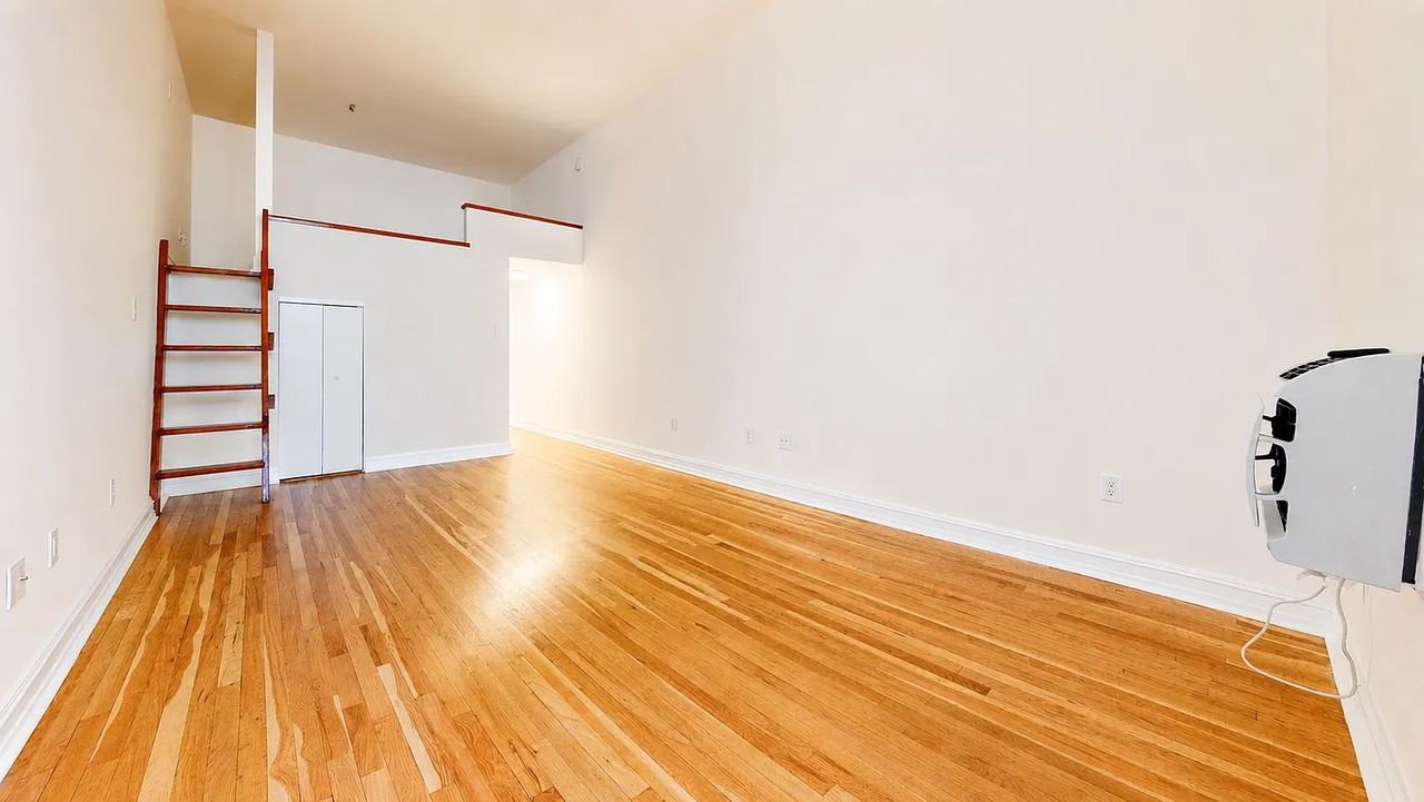 1 Astor Pl #2E - Photo 7 of 8