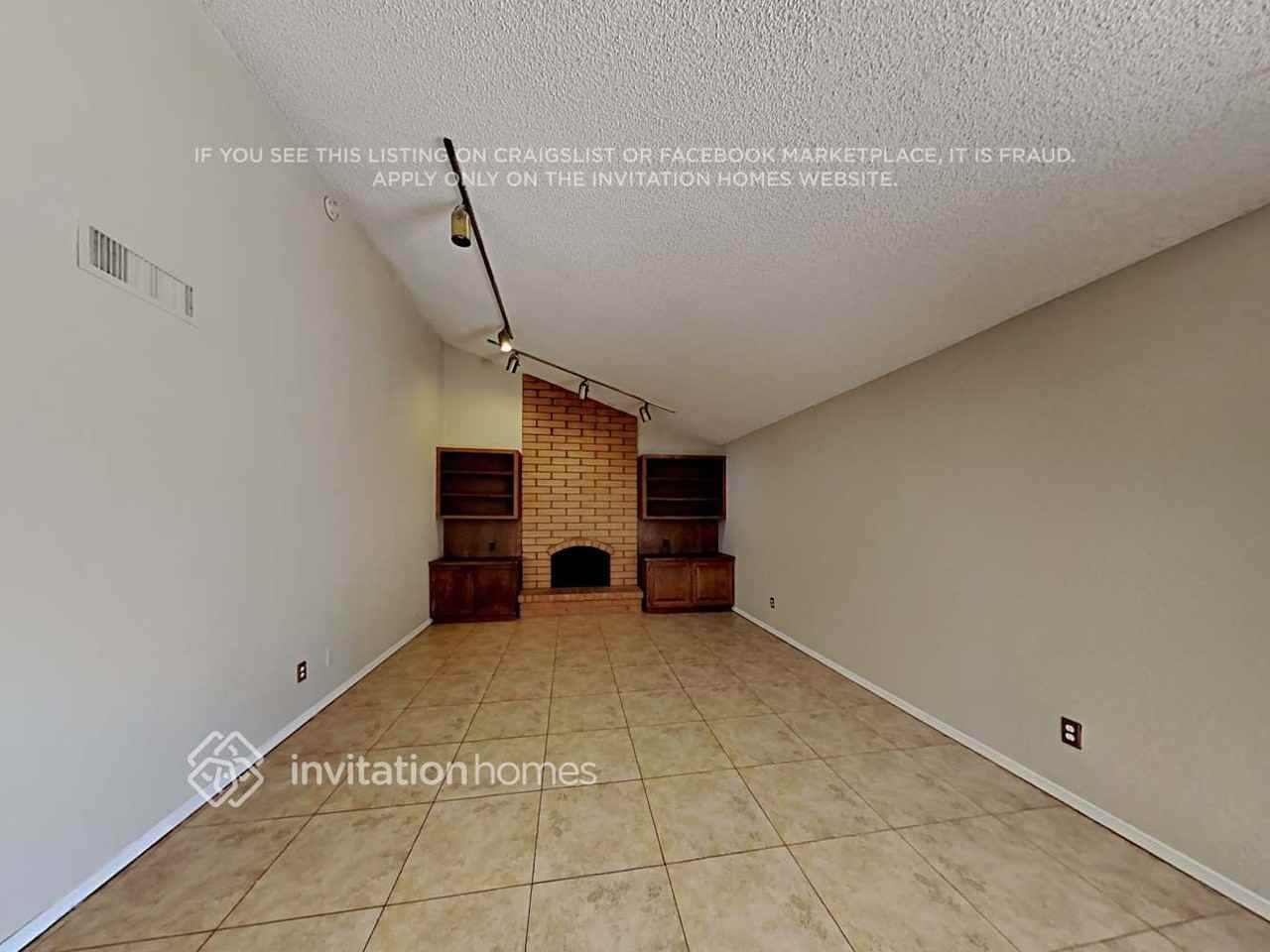 3141 W Danbury Dr - Photo 4 of 21