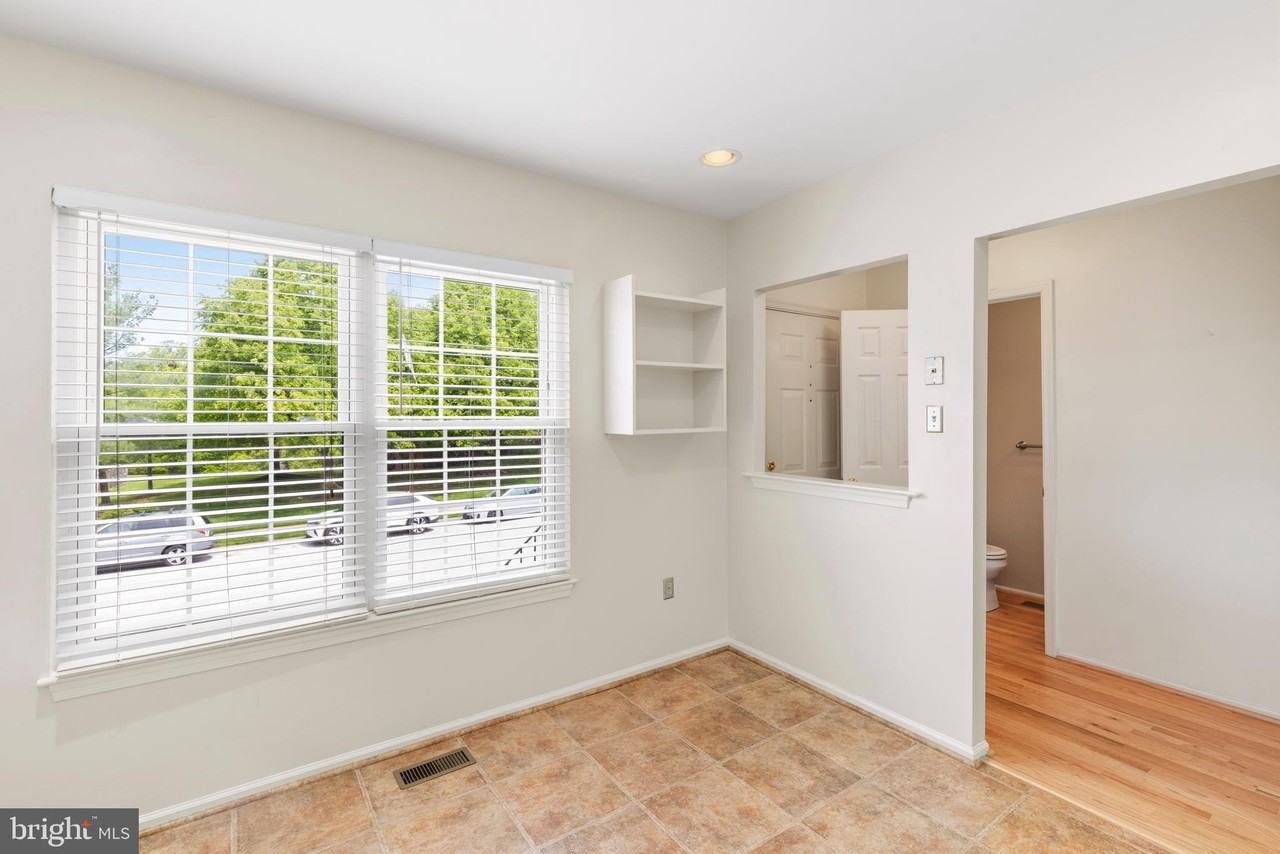 23 Roger Valley Ct - Photo 7 of 30