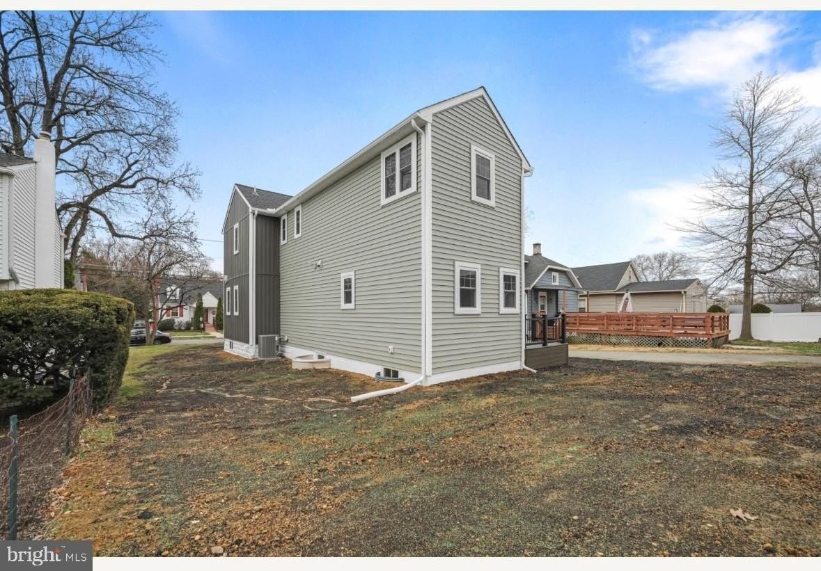 1833 W High St - Photo 4 of 44