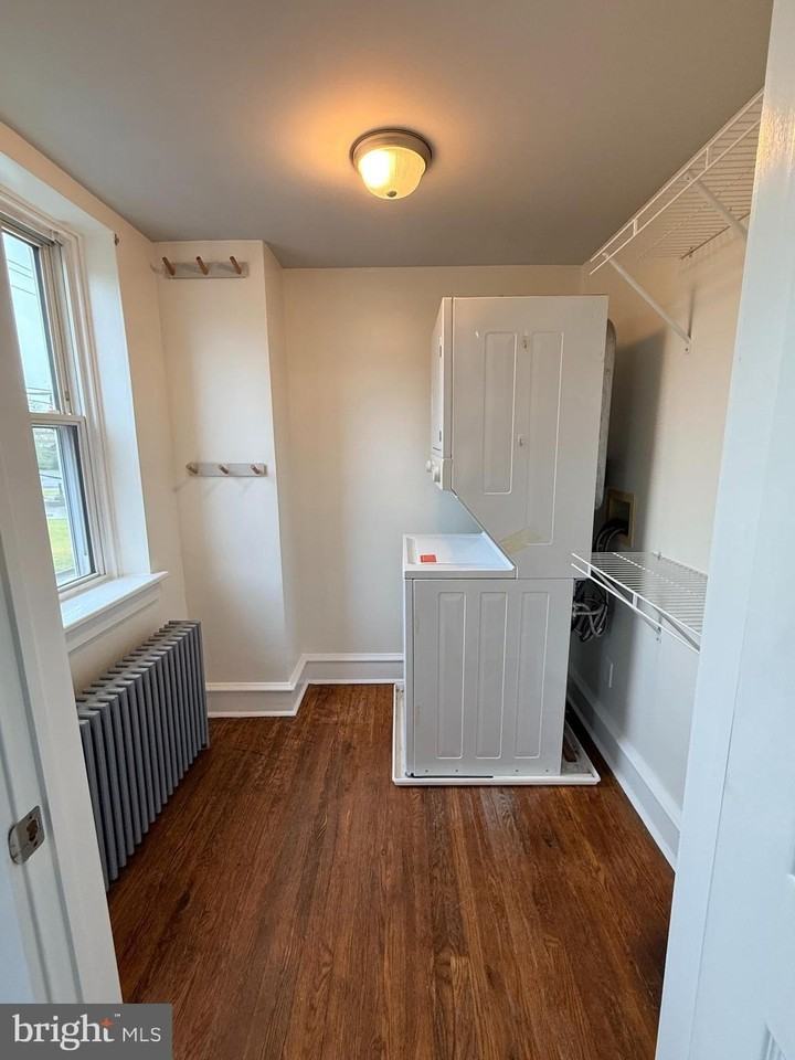 119 S Furnace St - Photo 4 of 12