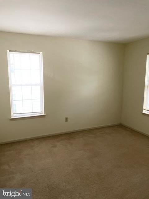 949 Katie Cir - Photo 3 of 14