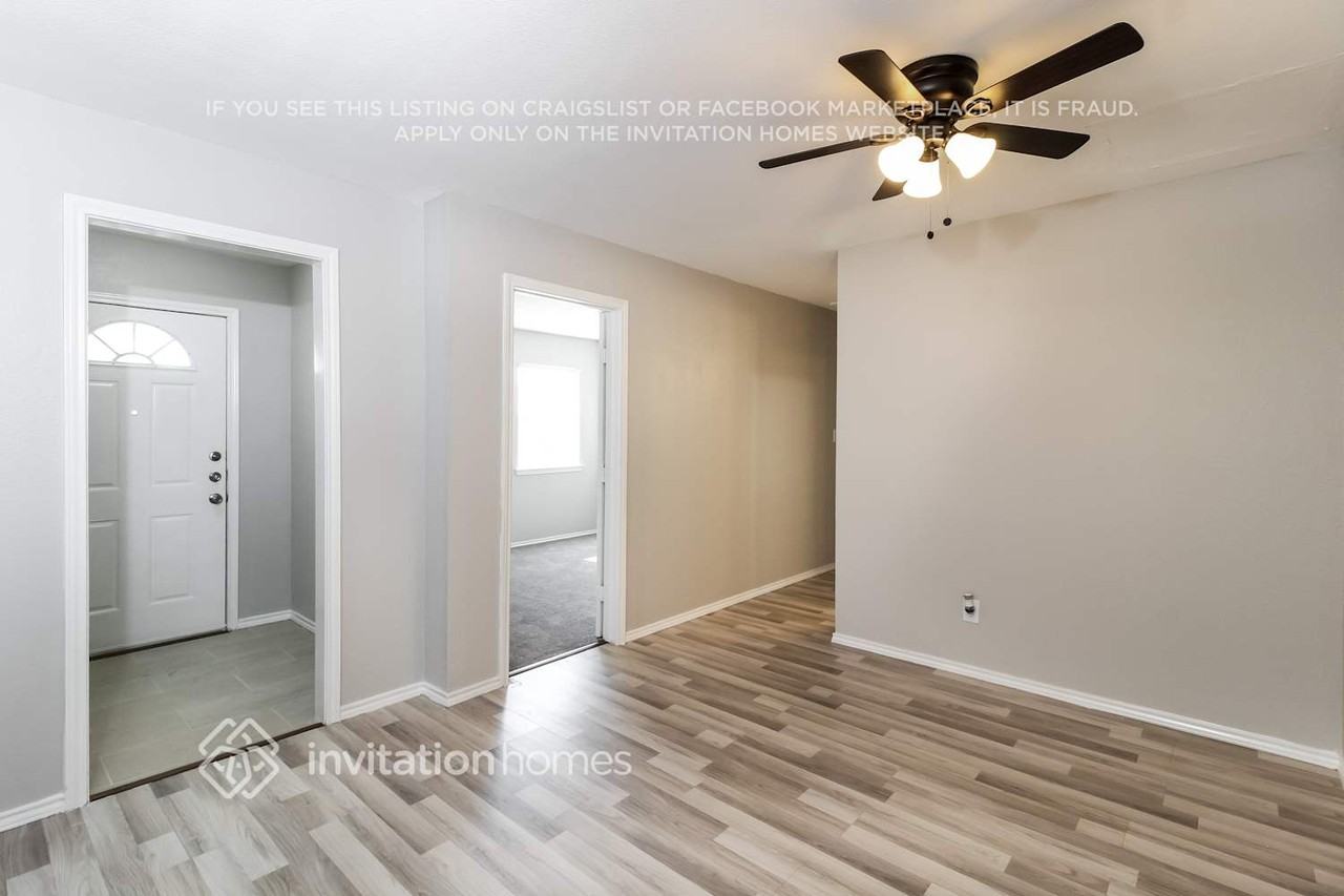 813 Valley View Dr - Photo 4 of 12