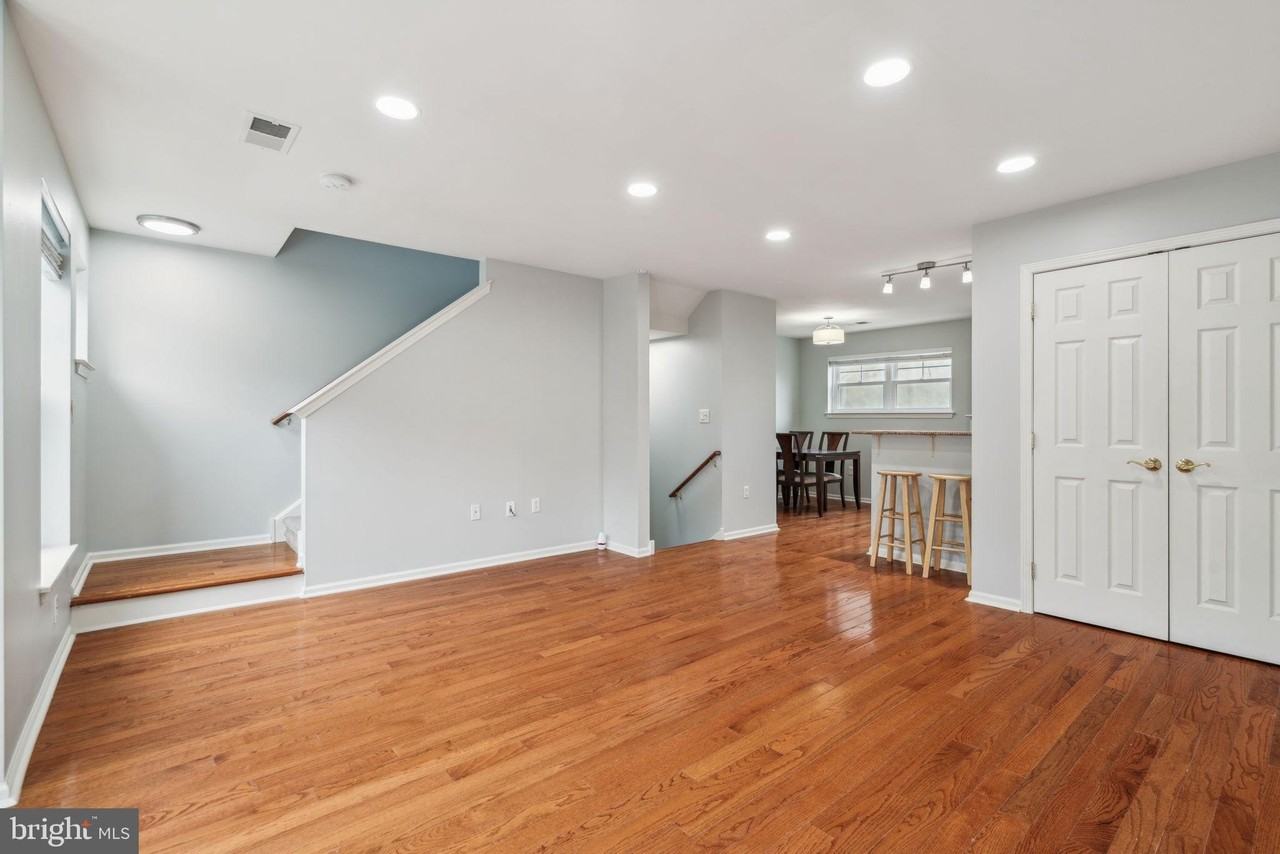 1303 N 7th St - Photo 3 of 31