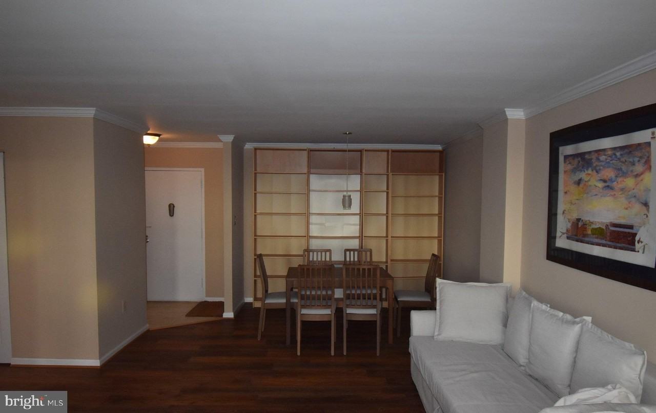 801 N Pitt St #1410 - Photo 5 of 9