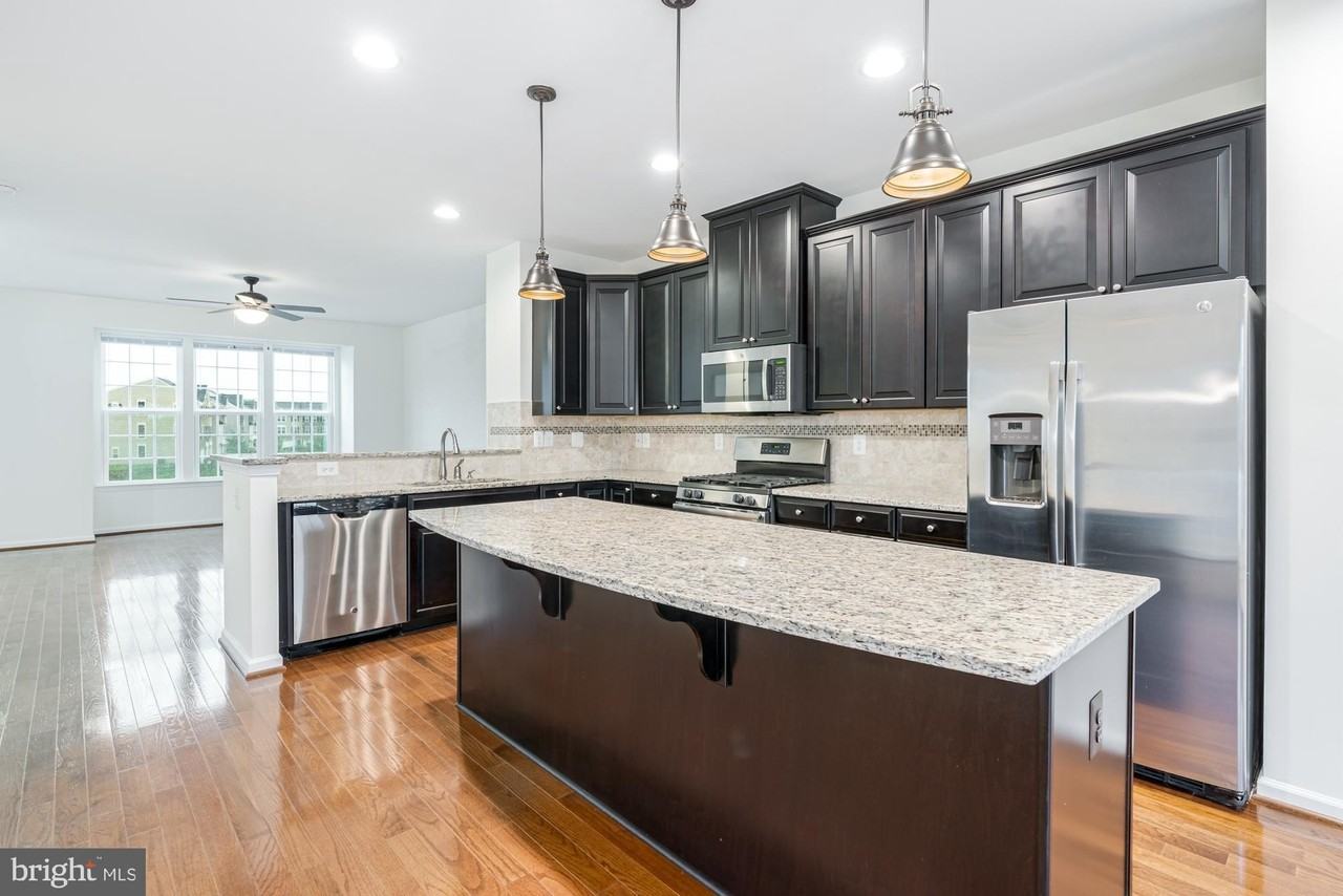 174 Trout Lily Dr - Photo 7 of 33