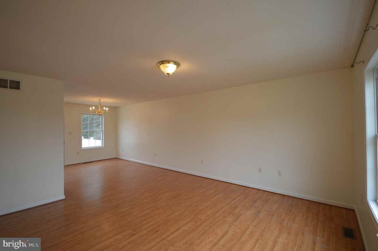 114 Providence Dr - Photo 6 of 27