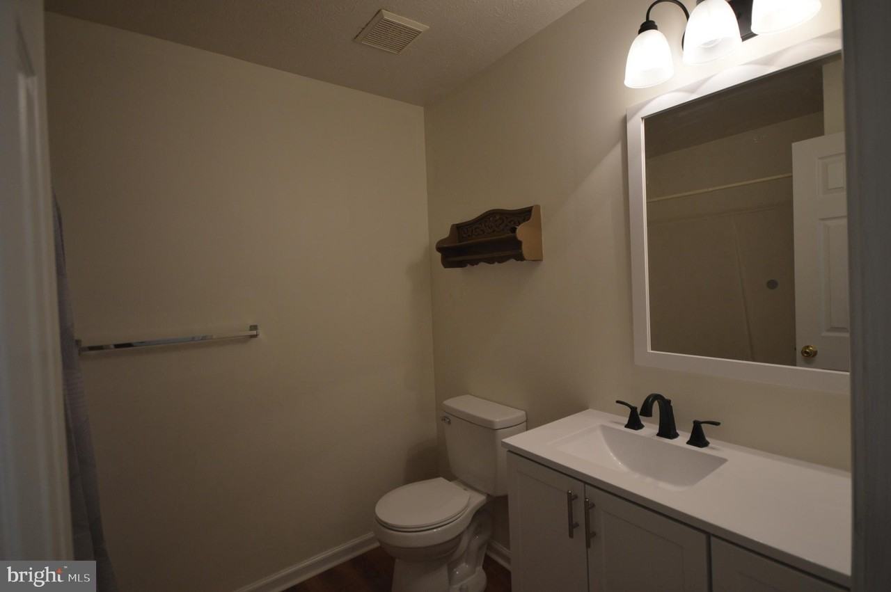 114 Providence Dr - Photo 7 of 27