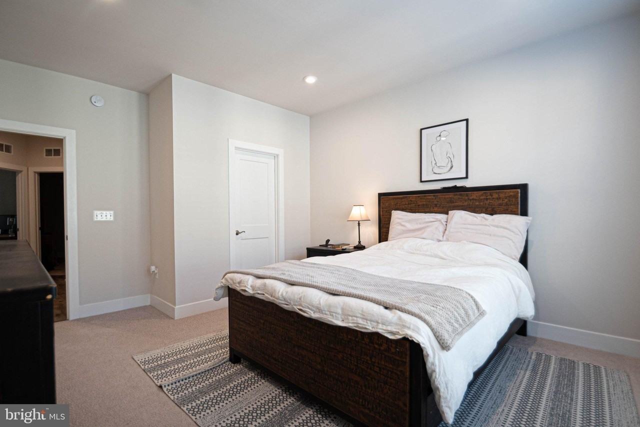 2453 Liberty Loop - Photo 4 of 50